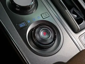 2023 Genesis GV80 с пробегом 44 136 км