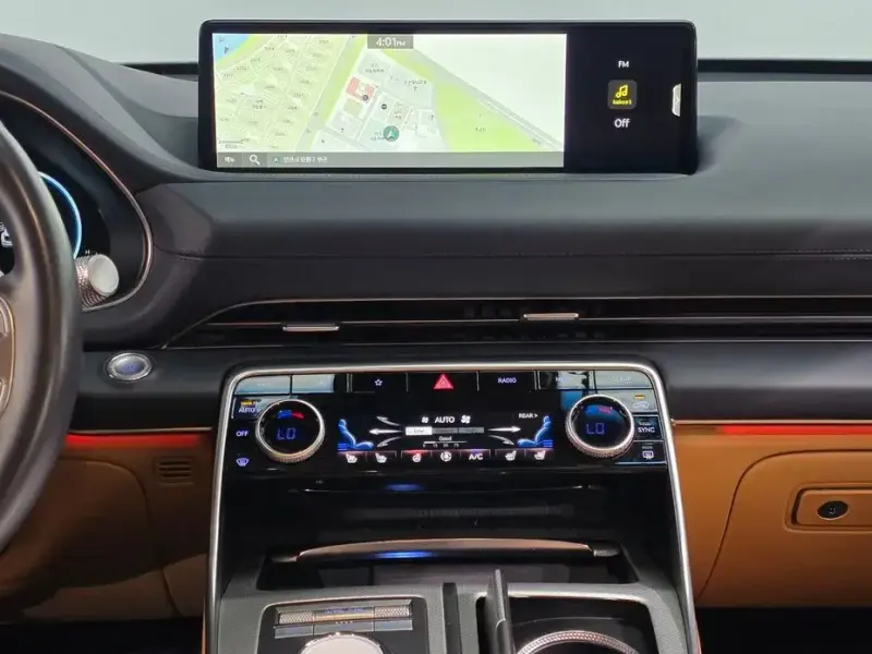 2023 Genesis GV80 с пробегом 44 136 км