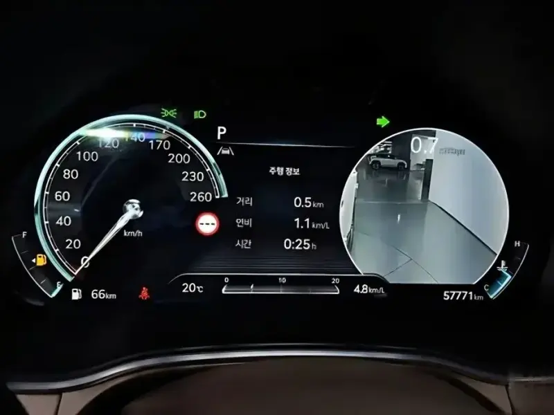 2023 Genesis GV80 с пробегом 57 771 км