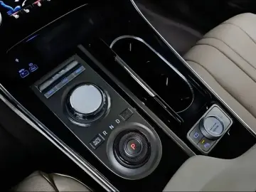 2023 Genesis GV80 с пробегом 57 771 км
