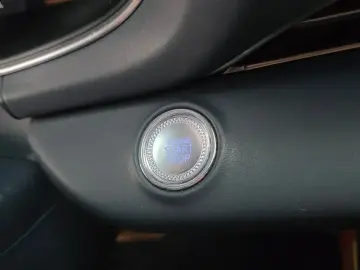 2023 Genesis GV80 с пробегом 44 136 км