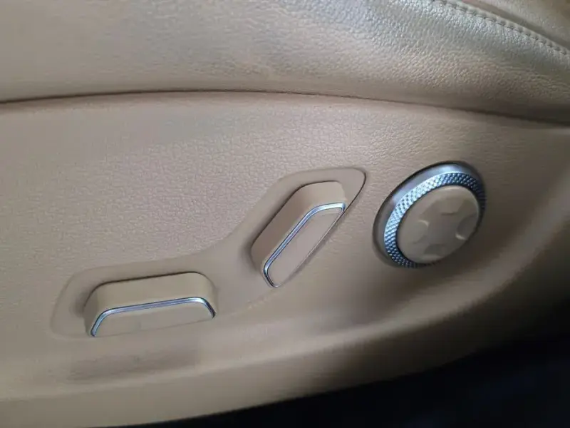 2023 Genesis GV80 с пробегом 44 136 км