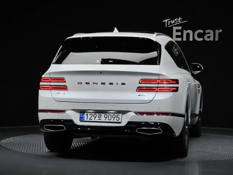 2023 Genesis GV80 с пробегом 50 826 км