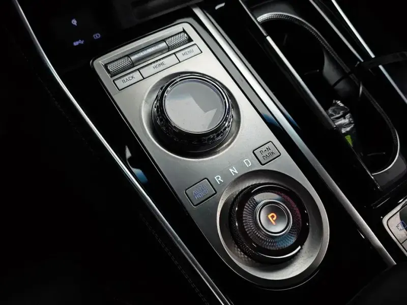 2023 Genesis GV80 с пробегом 62 487 км