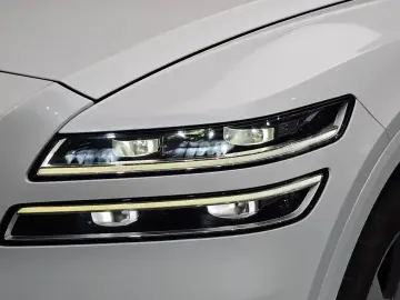 2023 Genesis GV80 с пробегом 50 826 км