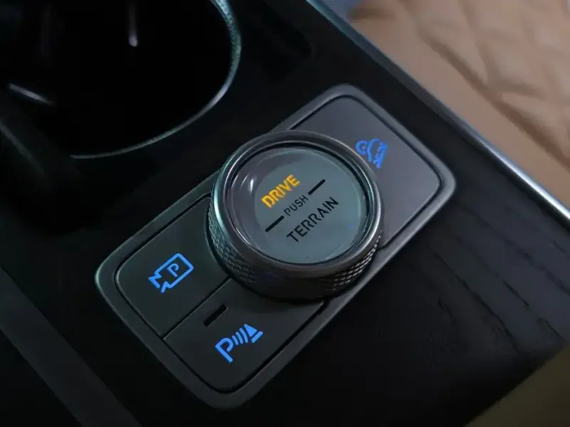 2023 Genesis GV80 с пробегом 50 826 км