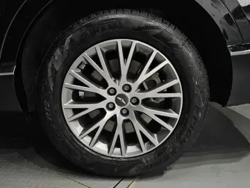 2023 Genesis GV80 с пробегом 62 487 км