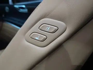 2023 Genesis GV80 с пробегом 50 826 км