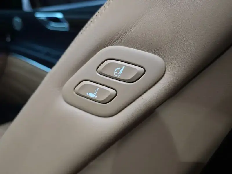 2023 Genesis GV80 с пробегом 50 826 км