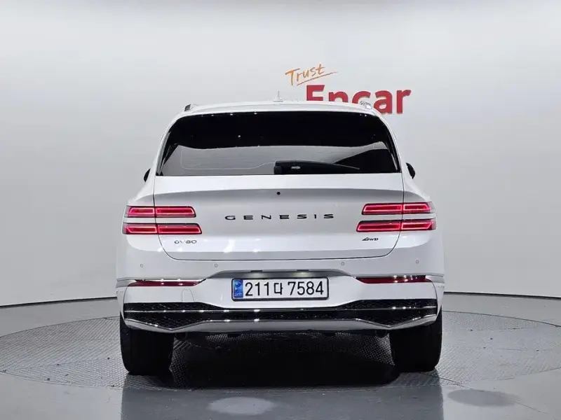 2023 Genesis GV80 с пробегом 18 326 км