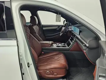 2023 Genesis GV80 с пробегом 18 326 км