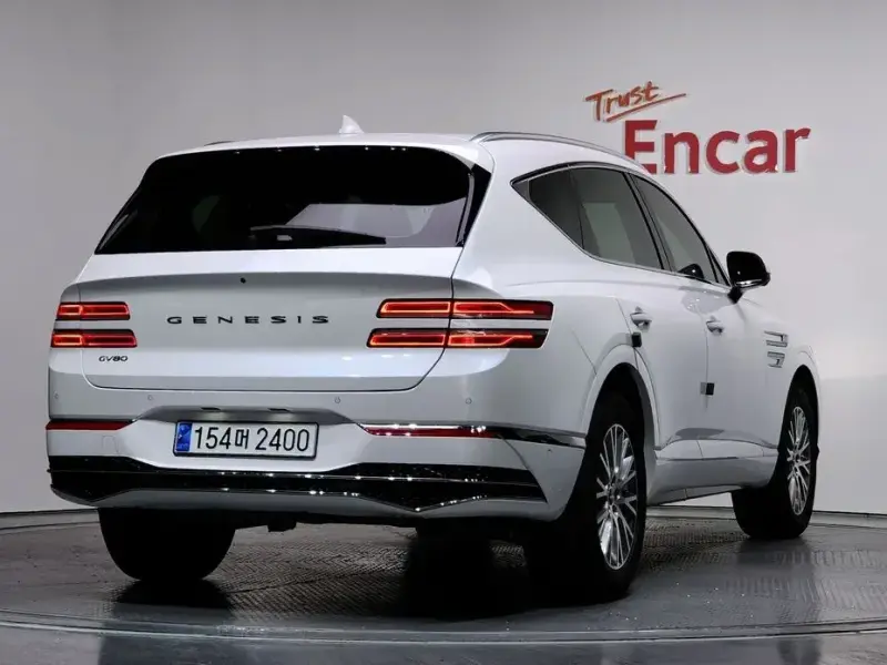 2023 Genesis GV80 с пробегом 14 259 км