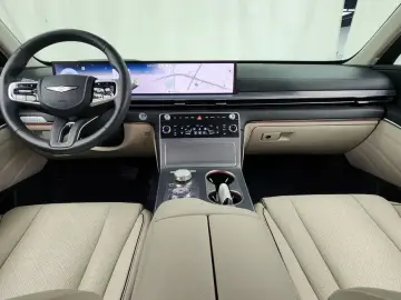 2023 Genesis GV80 с пробегом 14 259 км
