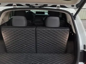2023 Genesis GV80 с пробегом 31 000 км