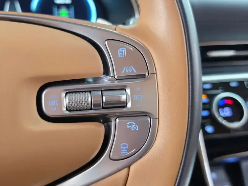 2023 Genesis GV80 с пробегом 50 305 км