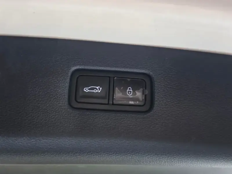 2023 Genesis GV80 с пробегом 50 305 км
