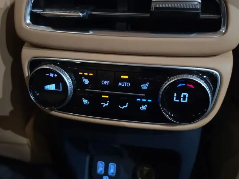 2023 Genesis GV80 с пробегом 50 305 км
