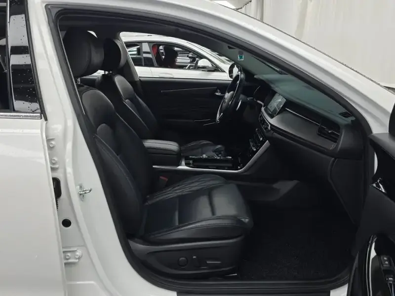 2020 Kia K7 с пробегом 47 640 км