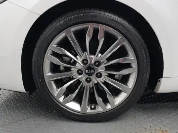 2019 Kia K7 с пробегом 33 710 км