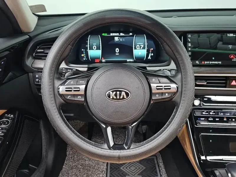 2019 Kia K7 с пробегом 33 710 км