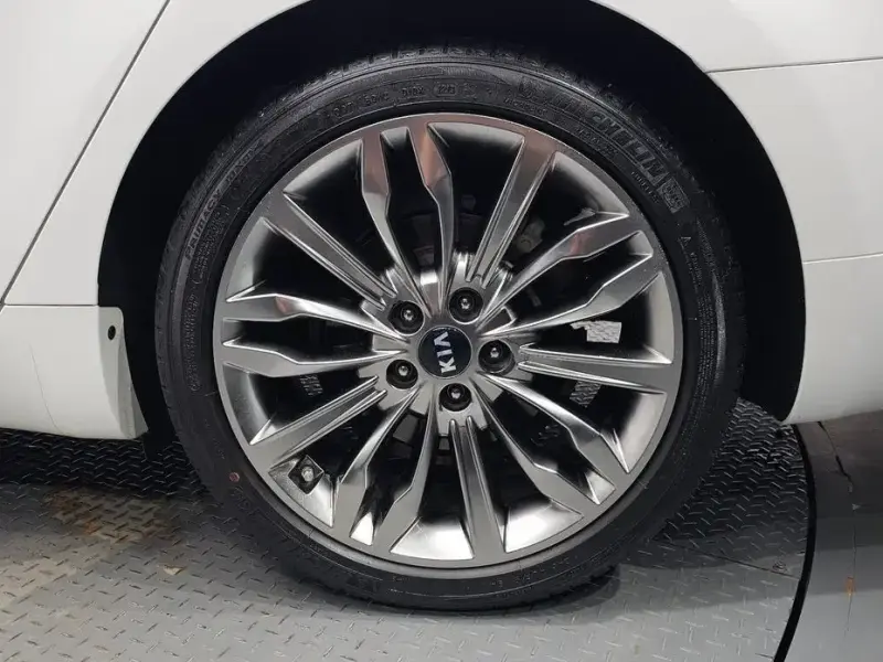 2019 Kia K7 с пробегом 33 710 км