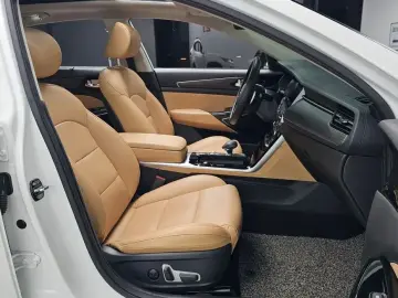 2019 Kia K7 с пробегом 33 710 км