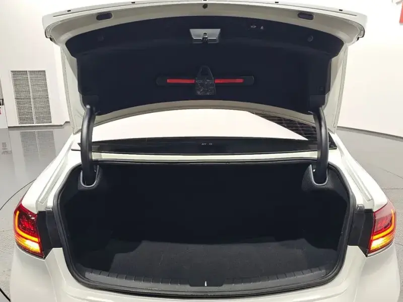 2019 Kia K7 с пробегом 33 710 км