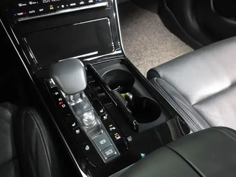 2020 Kia K7 с пробегом 43 758 км