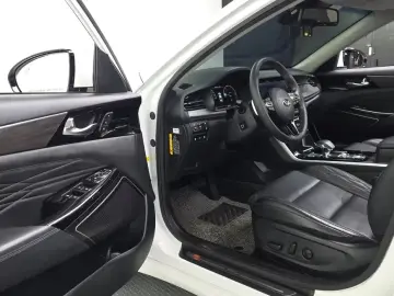 2020 Kia K7 с пробегом 43 758 км