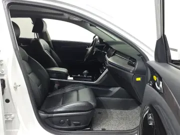 2020 Kia K7 с пробегом 43 758 км