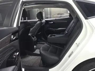 2020 Kia K7 с пробегом 43 758 км