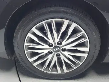 2020 Kia K7 с пробегом 49 375 км