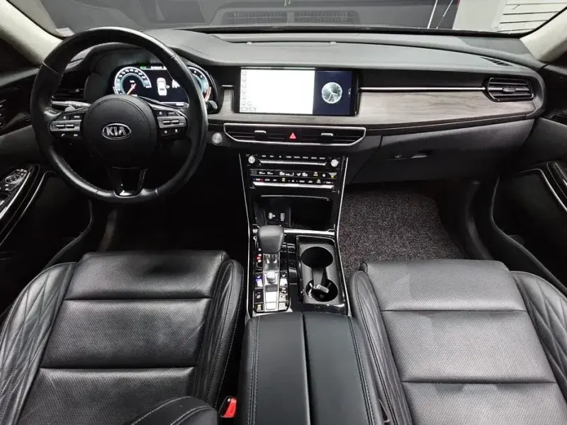 2020 Kia K7 с пробегом 49 375 км