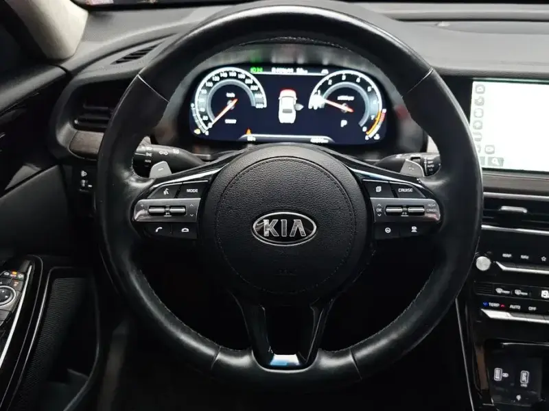 2020 Kia K7 с пробегом 49 375 км