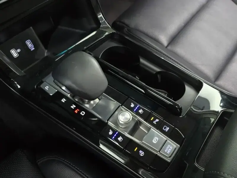 2020 Kia K7 с пробегом 81 220 км