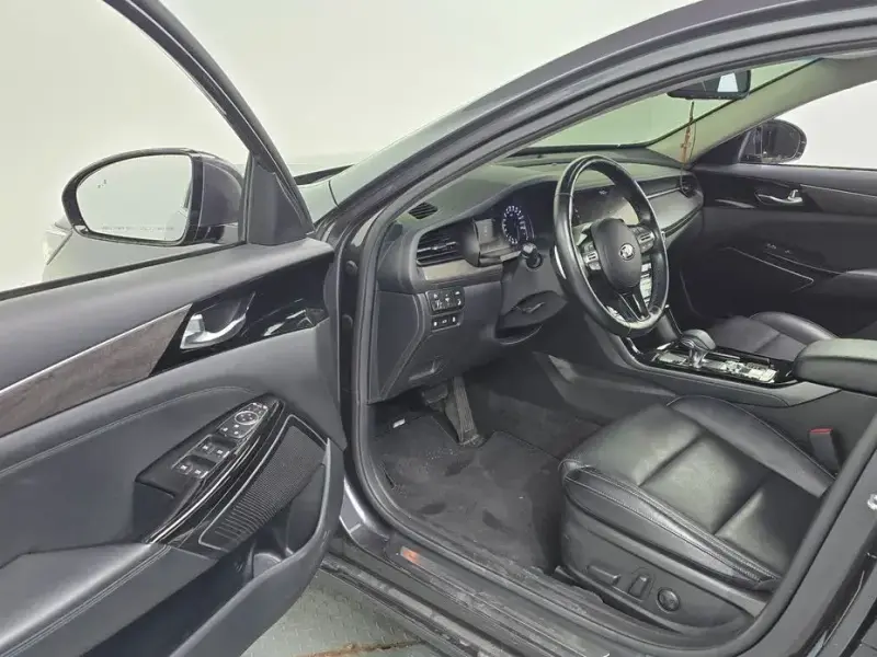 2020 Kia K7 с пробегом 81 220 км