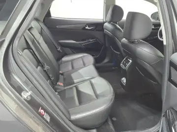 2020 Kia K7 с пробегом 81 220 км
