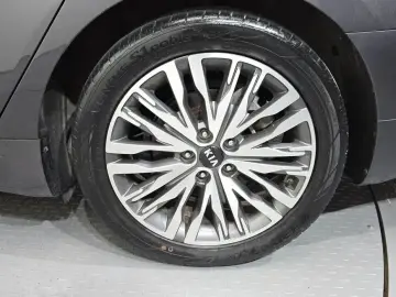 2020 Kia K7 с пробегом 81 220 км