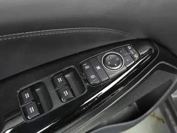 2020 Kia K7 с пробегом 81 220 км