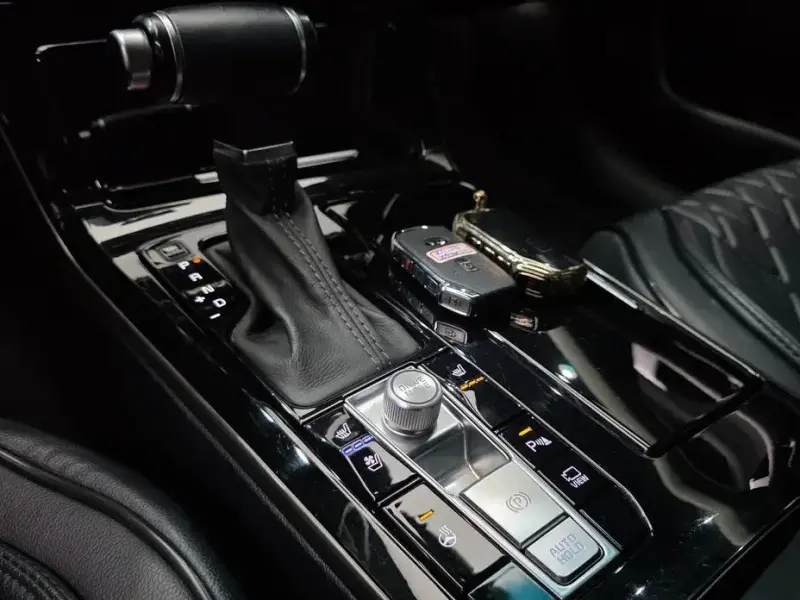 2019 Kia K7 с пробегом 76 527 км