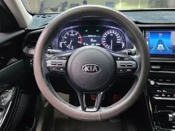 2019 Kia K7 с пробегом 76 527 км