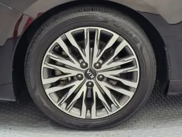2020 Kia K7 с пробегом 62 943 км
