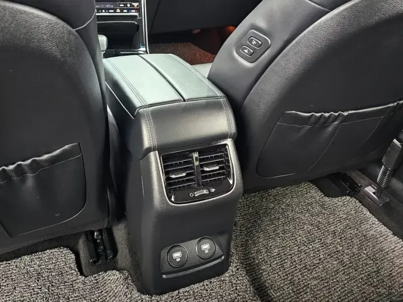 2020 Kia K7 с пробегом 62 943 км