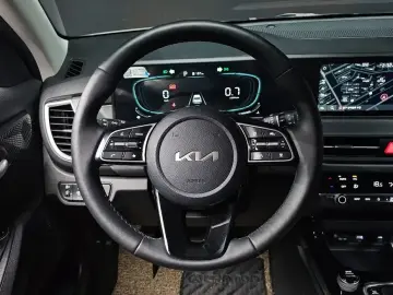 2023 Kia Seltos с пробегом 44 268 км