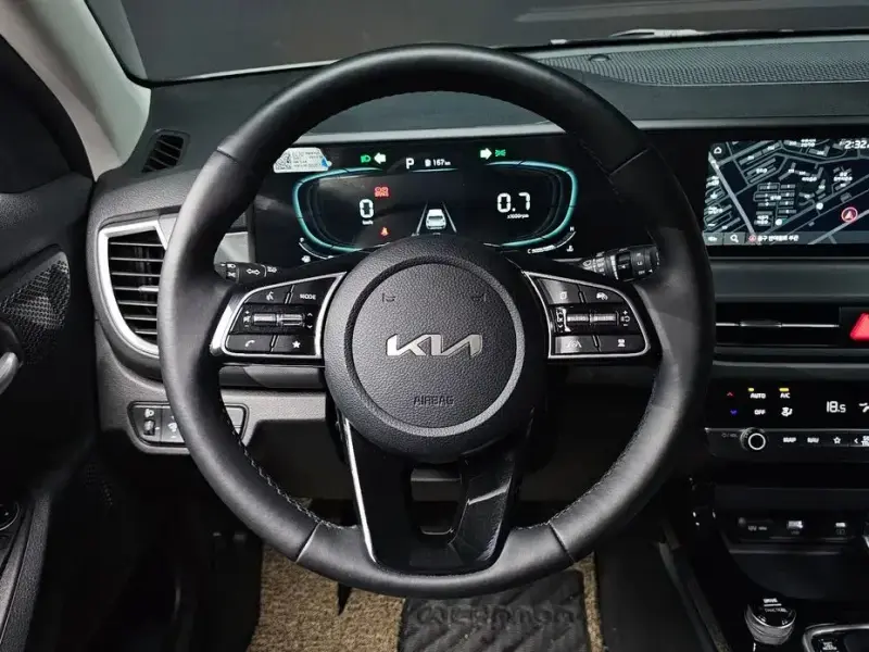 2023 Kia Seltos с пробегом 44 268 км