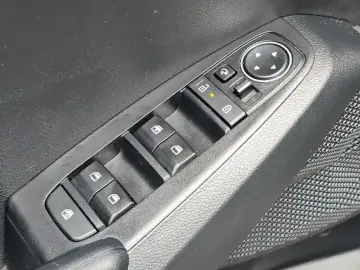 2023 Kia Seltos с пробегом 44 268 км