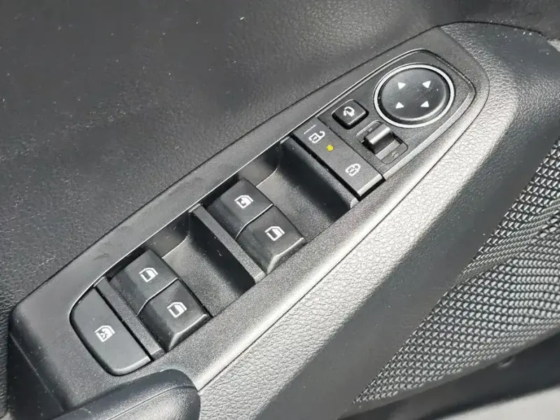 2023 Kia Seltos с пробегом 44 268 км