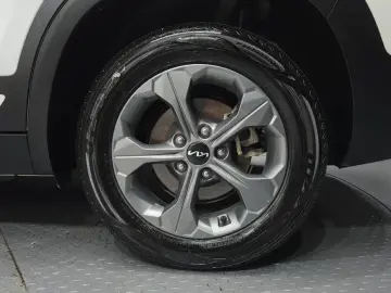 2023 Kia Seltos с пробегом 44 268 км