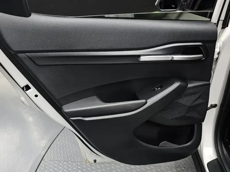 2023 Kia Seltos с пробегом 44 268 км