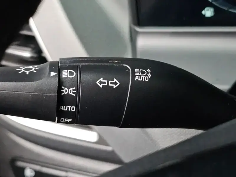 2023 Kia Seltos с пробегом 44 268 км